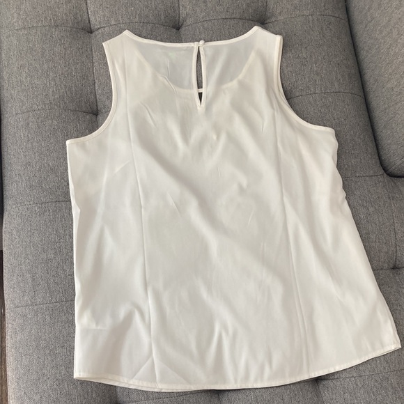 Cream banana republic work top - Picture 2 of 2